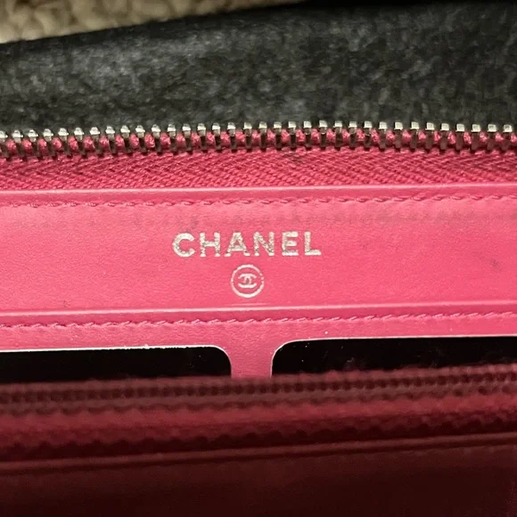 Authentic Chanel patent quilted long wallet with complete inclusion - Picture 15 of 16